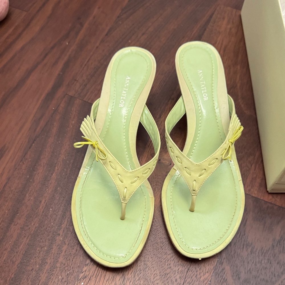 Ann Taylor Lime Green Sandals